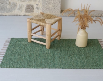Kleiner handgewebter grüner Teppich, Badezimmerteppich aus Baumwolle, moderner Teppich, Schlafzimmerteppich, Boho-Dekor, nachhaltiger Teppich, Grön Matta, Tapis Vert.