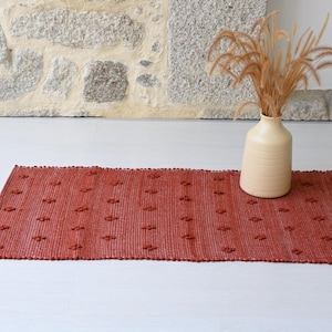 Small dark orange rug, rust orange knotted rug, geometric rug, bathroom rug, bath mat, bedside rug, kitchen rug, entry rug, washable rug