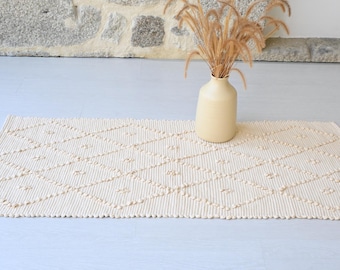 Small beige rug, Ivory rug, cotton rug, bathroom rug, shower rug, bedroom rug, geometric rug, entry rug, Portuguese rug, bain rug