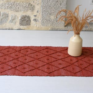 Small terracotta rug, rust orange rug, knotted rug, geometric cotton rug, bathroom rug, bath mat, bedside rug, kitchen rug, hallway rug