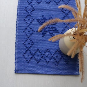 Mini tapis bleu tissé à la main, tapis de salle de bain, tapis de douche, tapis boho, mini tapis, tapis lavable en machine, tapis de bain, tapis bleu géométrique image 8