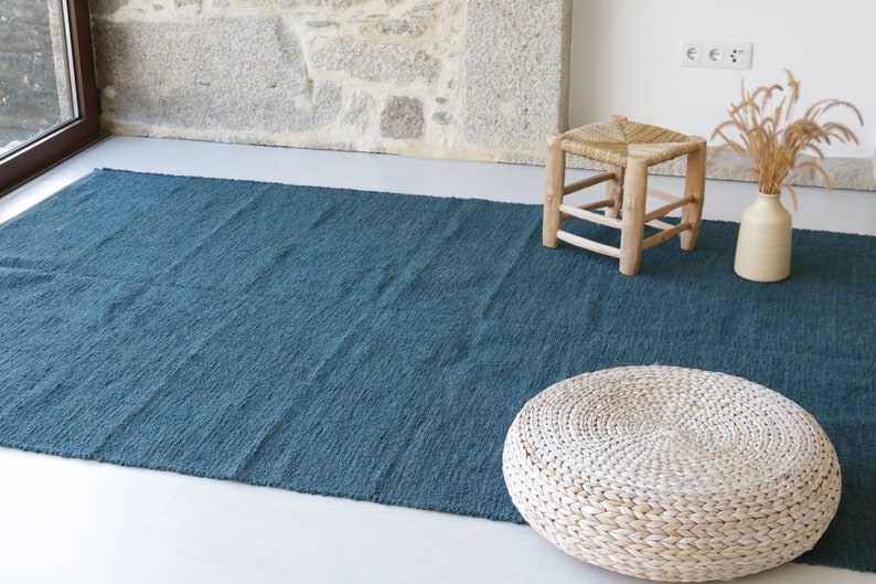 Grand tapis bleu pétrole tissé à la main 170x240cm, tapis de zone, tapis de salon bleu sarcelle, tapis boho, tapis pour enfants, tapis portugais, tapis bleu pétrole image 3