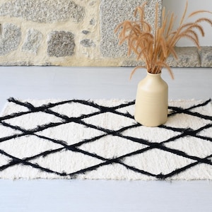 Small black and ecru rug, unique rug, bathroom rug, shower rug, bedside rug, kitchen rug, beige rug, washable rug, geometric rug, handcraft