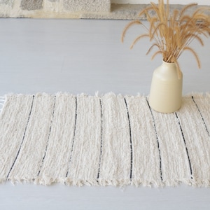 Small handwoven cream rug, bedroom rug cotton rug, bohemian decor, kitchen rug, nursery rug, kids room rug, washable hand loomed rug.