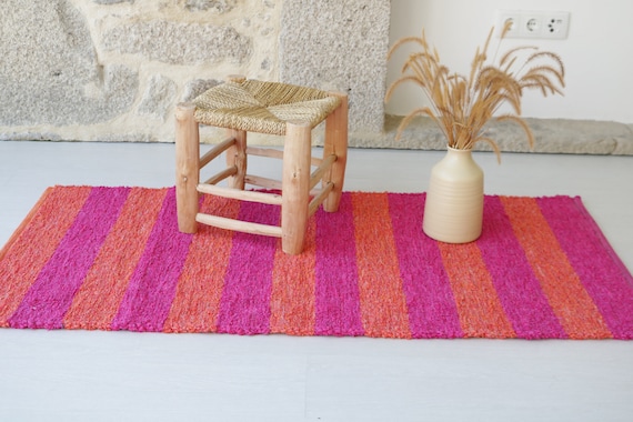 Medium pink and orange rug, bathroom rug, bedroom rug, nursery rug, bohemian rug, aesthetic rug, unique rug, colourful rug, rosa Teppich