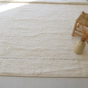 Grand tapis crème tissé à la main 200x300 cm, tapis de zone, tapis de salon, tapis boho, tapis doux épais boho, tapis design unique, tissé à la main au Portugal. image 5