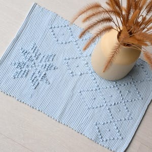Mini-Teppich in Babyblau, hellblauer Teppich, Duschteppich, Badezimmerteppich, Küchenteppich, waschbarer Teppich, umweltfreundlicher Teppich, Bauernhausdekor, Tischset