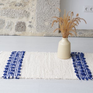 Small handwoven blue and cream rug, bathroom mat, bedside rug, geometric rug, bohemian rug black cotton rug, bohemian decoration rustic rug