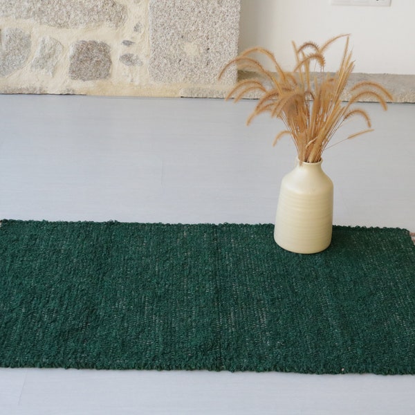 Small handwoven green rug, green cotton rug, bathroom rug, bedroom rug, shower rug, washable rug, kitchen rug, grüner Teppich, tapis vert