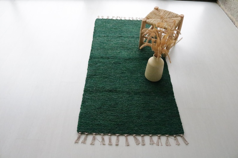 Medium handwoven green rug, soft rug, area rug, bohemian rug, Farmhouse decor, machine washable rug, green cotton rug, bedroom rug, bath rug image 4