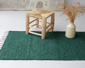Medium handwoven green rug, soft rug, area rug, bohemian rug, Farmhouse decor, machine washable rug, green cotton rug, bedroom rug, bath rug