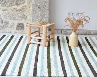 Large striped green rug 140x200 cm, living room rug, colored rug, soft rug, kids rug, bohemian decoration, boho rug, tapis de salon rayé
