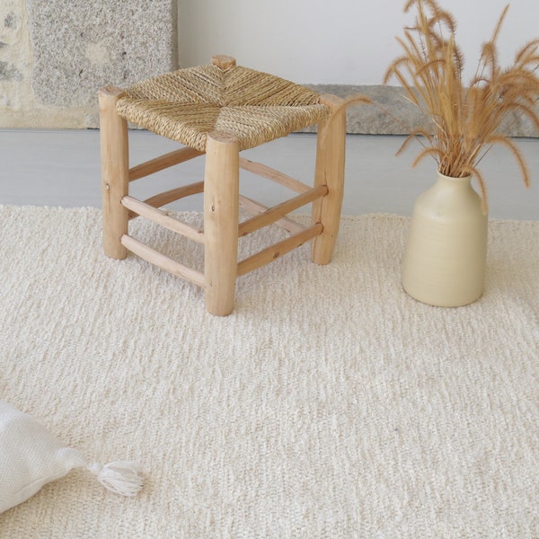 Large handwoven cream rug 140x200 cm, living room rug, cream area rug, soft rug, nursery rug, bohemian decoration, boho rug, tapis de salon