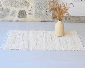Small cream rug, beige rug, bedroom rug, soft cotton rug, bathroom rug, shower rug, contemporary rug, handmade rug, beige tapis