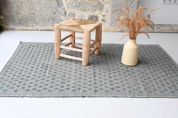 Medium sage green rug 100x150cm, green area rug, bedroom rug, kitchen rug, entry rug, living room rug, kids rug, portuguese rug