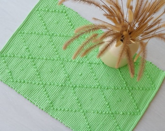 Mini handwoven green rug, bathroom mat, shower rug, entry rug, bedside rug, kitchen rug, gift for her, portuguese rug, grüner Teppich