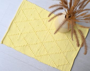 Mini yellow rug, shower rug, bathroom rug, kitchen rug, bohemian rug, place-mat, geometric rug, mother gift, Portuguese rug