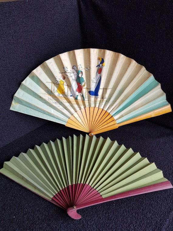 2 x Lovely decorative fans, 1 x hand painted on po