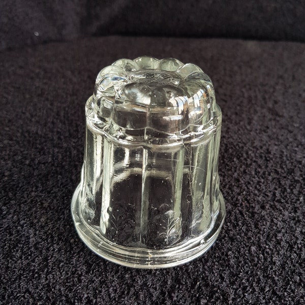 Sweetest little glass jelly mould Regd No 699915 by Company W A Bailey 1923