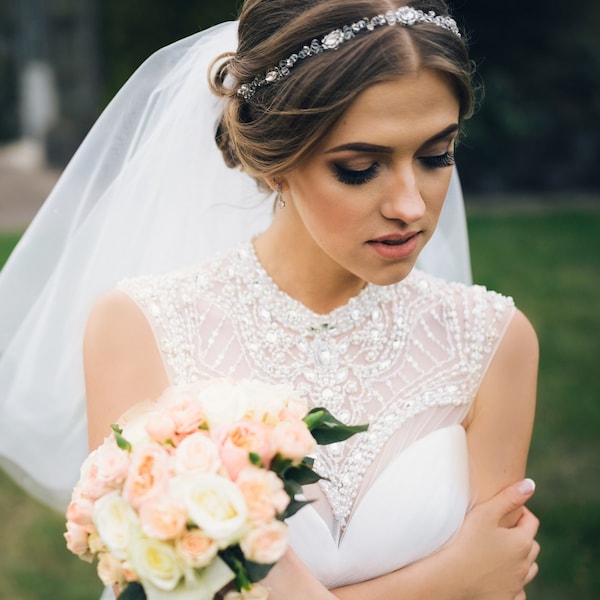 Cristal Bridal Hair Vine: Delicado acessório de cabeça para casamento