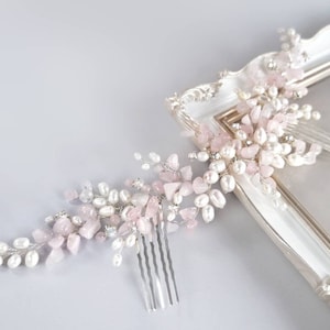 Peigne à cheveux de mariage bohème : perle, quartz rose, coiffe de mariée strass