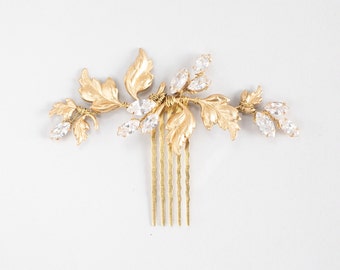 Bridal hair comb for wedding with gold or silver leaves