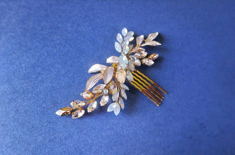 Leaf headpiece Opal bridal head piece Something blue for bride Headpiece opal Hair comb in gold 2019 wedding trends