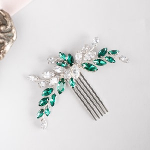 Bridal hair comb for wedding Hair piece with emerald green Crystal headpiece