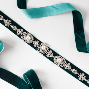 Rhinestone bridal dress belt, Wedding sash jeweled with crystal, Emerald green gown velvet belt