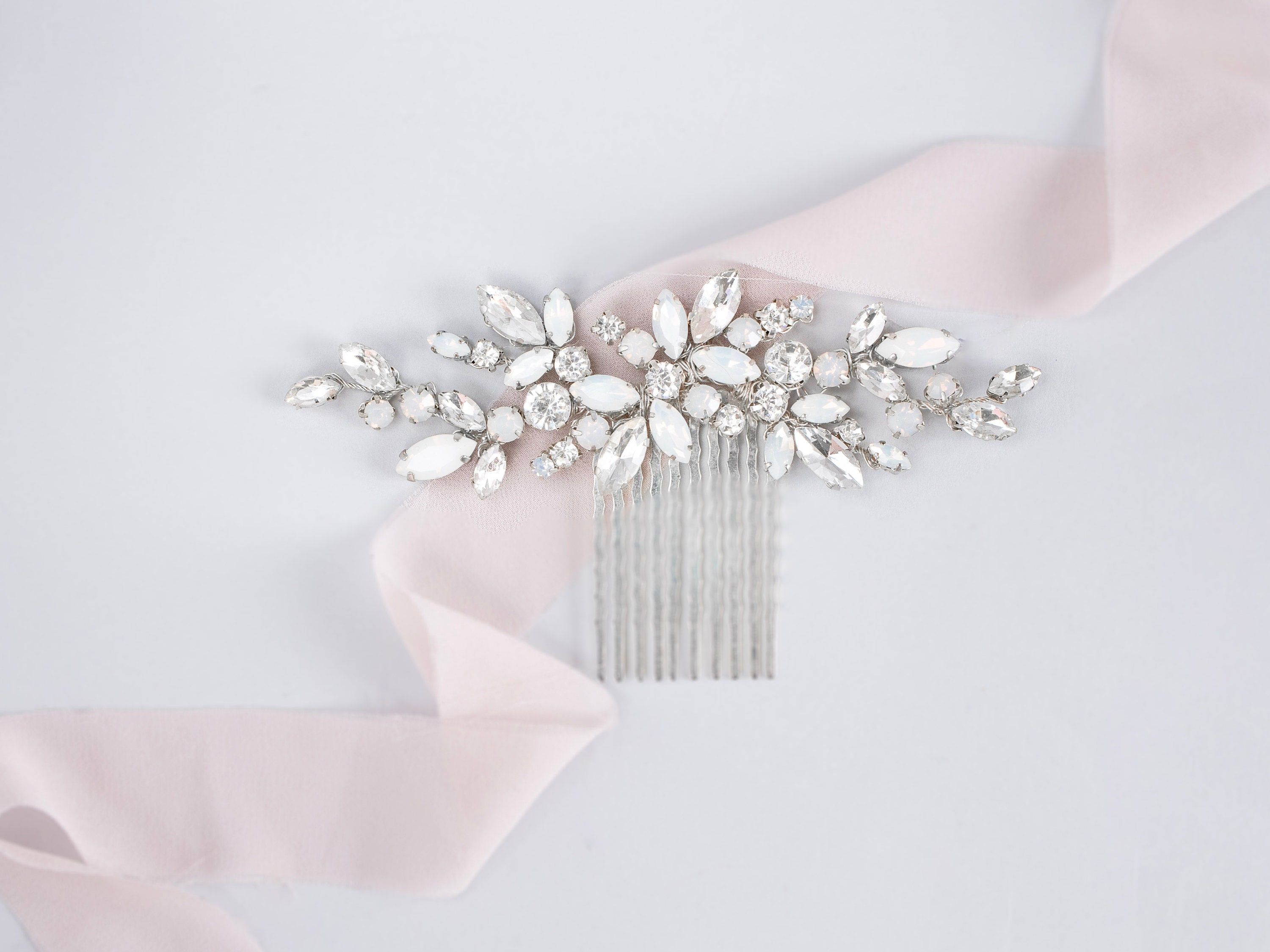 White flower bling Haircomb new spring crystal cz prom bridal bride wedding Bride Wedding Hair Combs with White Flower Designs Pearl and  main image 2