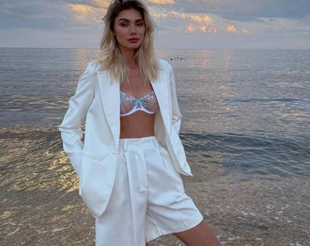 Classic White shorts and blazer suit set for women, White blazer and shorts for women, Shorts suit set for women, Formal shorts suit set