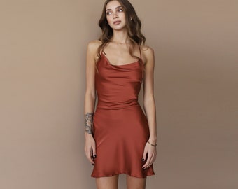 Short silk slip dress in rust Mini slip dress copper 100% silk dress slip Silk bias cut open back date dress Rust slip dress