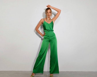 Green Silk Pant Suit for Women, Satin Two Piece Summer Set, Two Piece Wide Leg Women's Suit, Occasion Suit, Shirt and pants, Satin suit