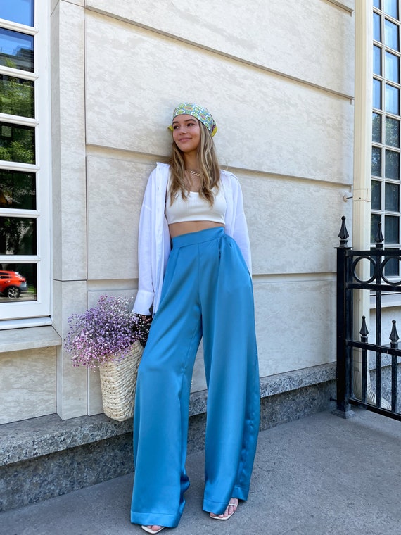 Satin Tube Top & Wide Leg Trousers  Two piece outfits pants, Silk pants  outfit, Purple top outfit