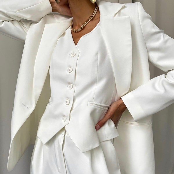 White 3 Piece Wedding Suit Bridal Suit Wedding Pantsuit For Bride 4 Piece White Pants Suit with Blazer Shorts and Vest