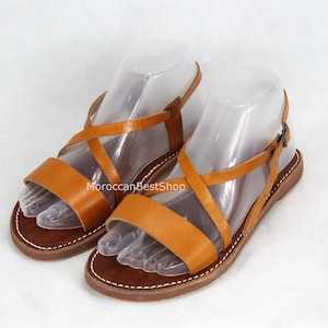Sandalias de mujer, sandalias de tiras de cuero, zapatos de verano, sandalias de cuero marroquí, sandalias planas, regalo para ella.