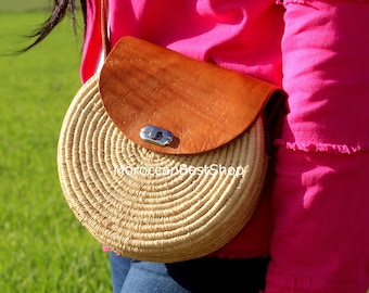 Circle Raffia Bag For Women with Leather Strap, Raffia Purse, Boho Crossbody Shoulder Bag , Summer Bags.