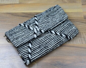 Moroccan Wool Rug Clutch Purse: Vintage Boho Crossbody Bag