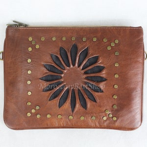 Cartera de mano para mujer con correa para el hombro, cartera de mano de cuero marroquí hecha a mano, billetera de pulsera, bolso de mano de cuero.