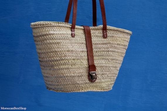 Handwoven Moroccan Straw Tote: Leather Buckle Boho Bag