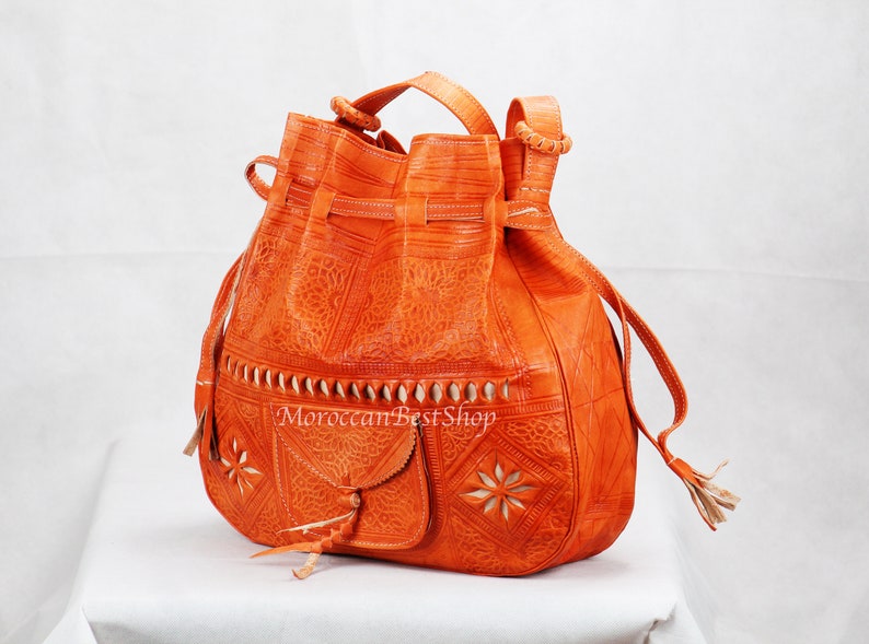 Women/'s Leather Handbag Large Engraved Handmade Moroccan Leather Bag Festival Bags Boho Bags Large Bucket Bag Natural Dark Color