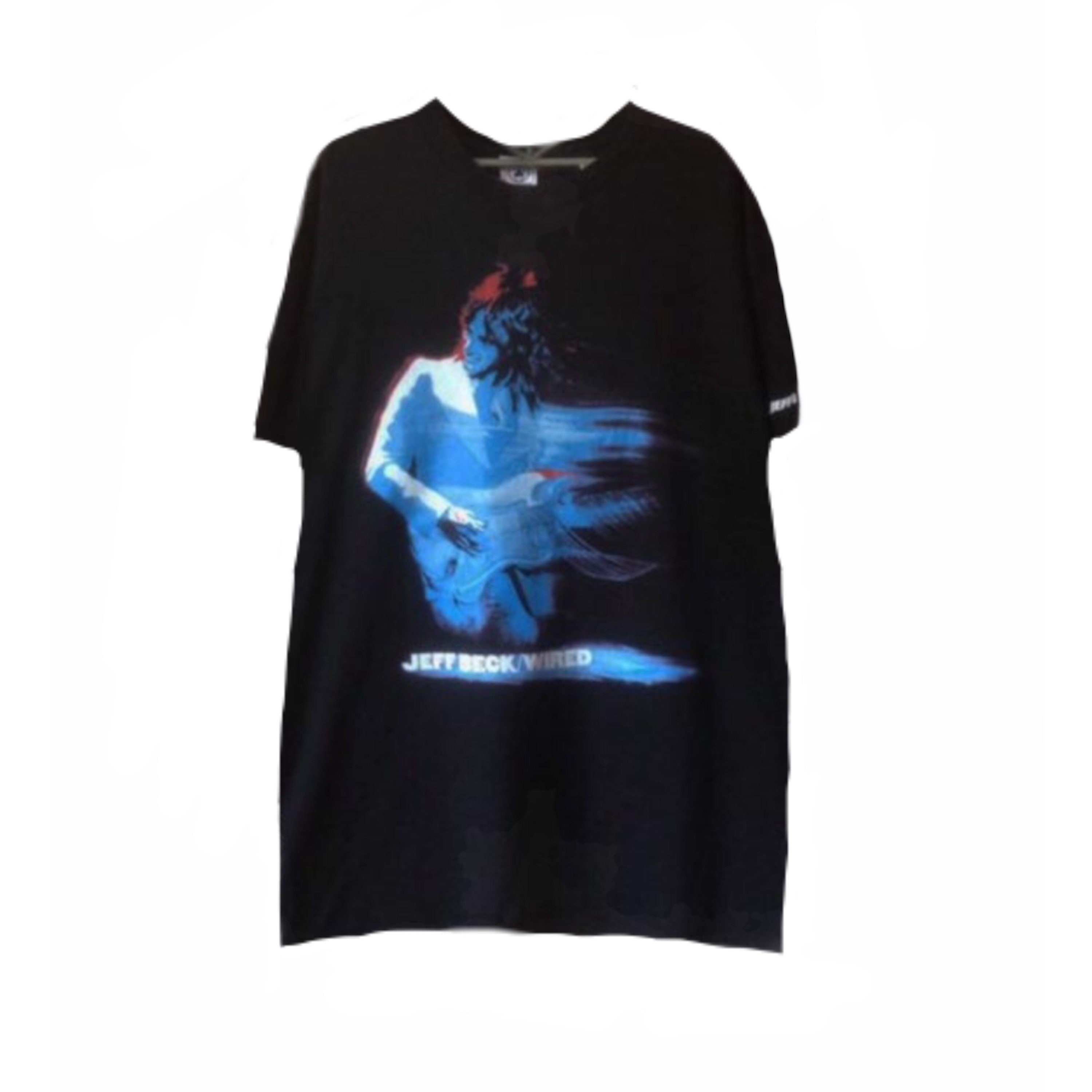 Discover Vintage JEFF BECK Wired Japan Tour 2000 Shirt