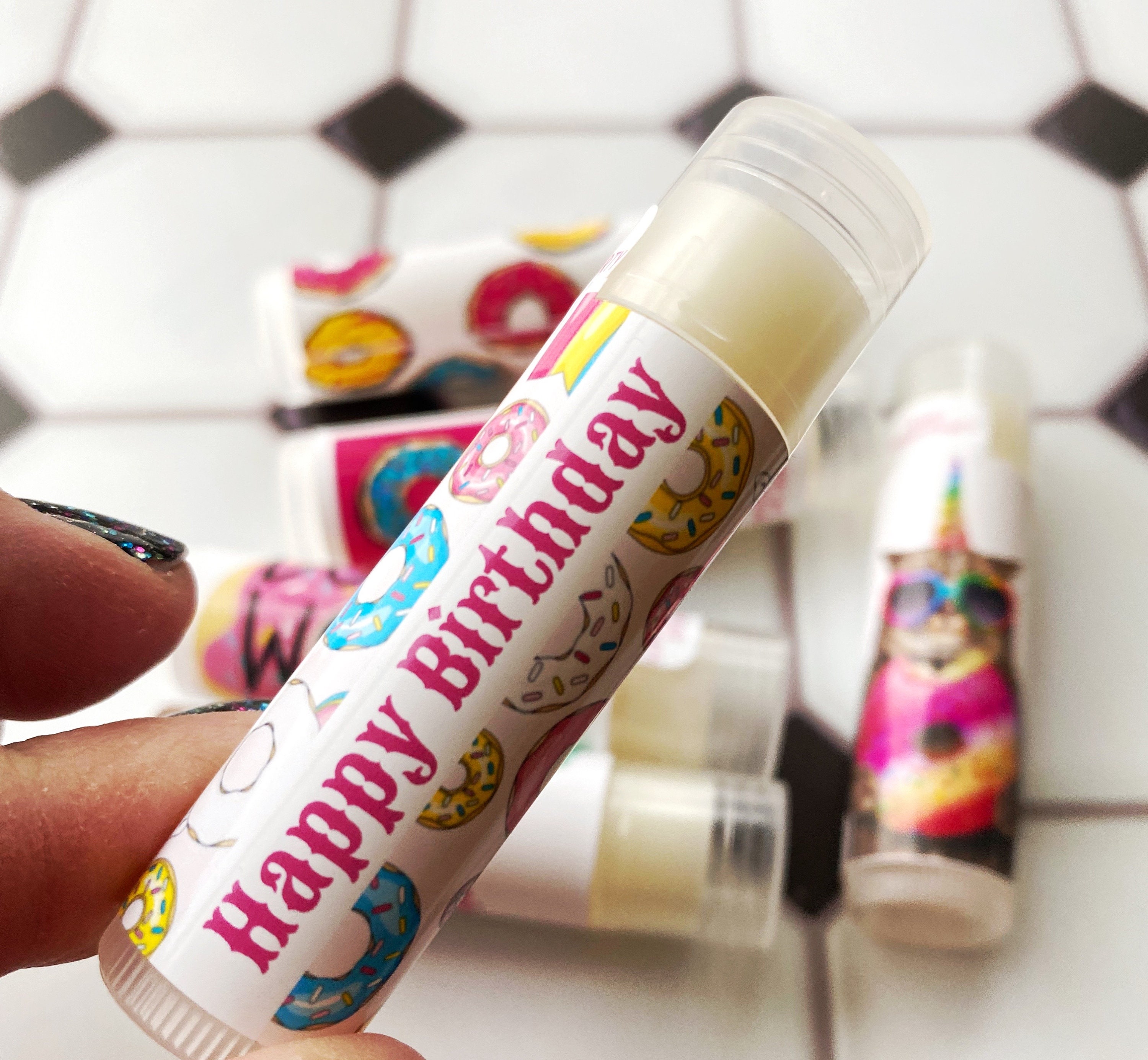DONUT Party Lip Balm Favors Birthday Chapstick Pink Donuts, Rainbow  Sprinkles Cute Colorful Kids Party Favors 