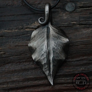 Blatt Von Yggdrasil Anhänger