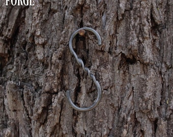 Handsmidd vriden S-krok – 5 1/5" metallhängare