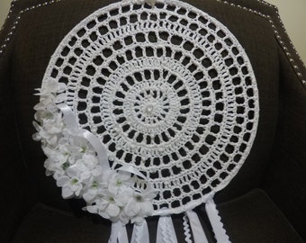 large crochet DC with white flowers detail