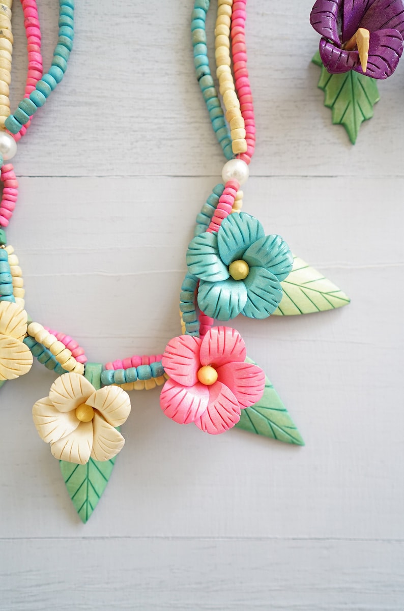 Playful Vintage Colorful Wooden Hibiscus Flower Necklace With Matching Earrings