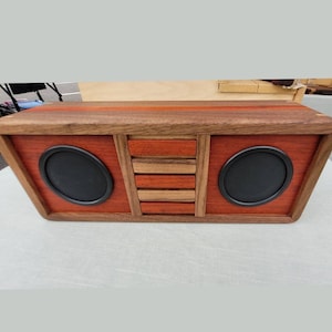 Bluetooth Wooden Speaker Box ReBluetooth Wooden Speaker Box Rechargeable 6-8hrs