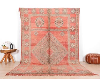 ヴィンテージ モロッコ ラグ、レッド ブジャード ラグ、7 x 10