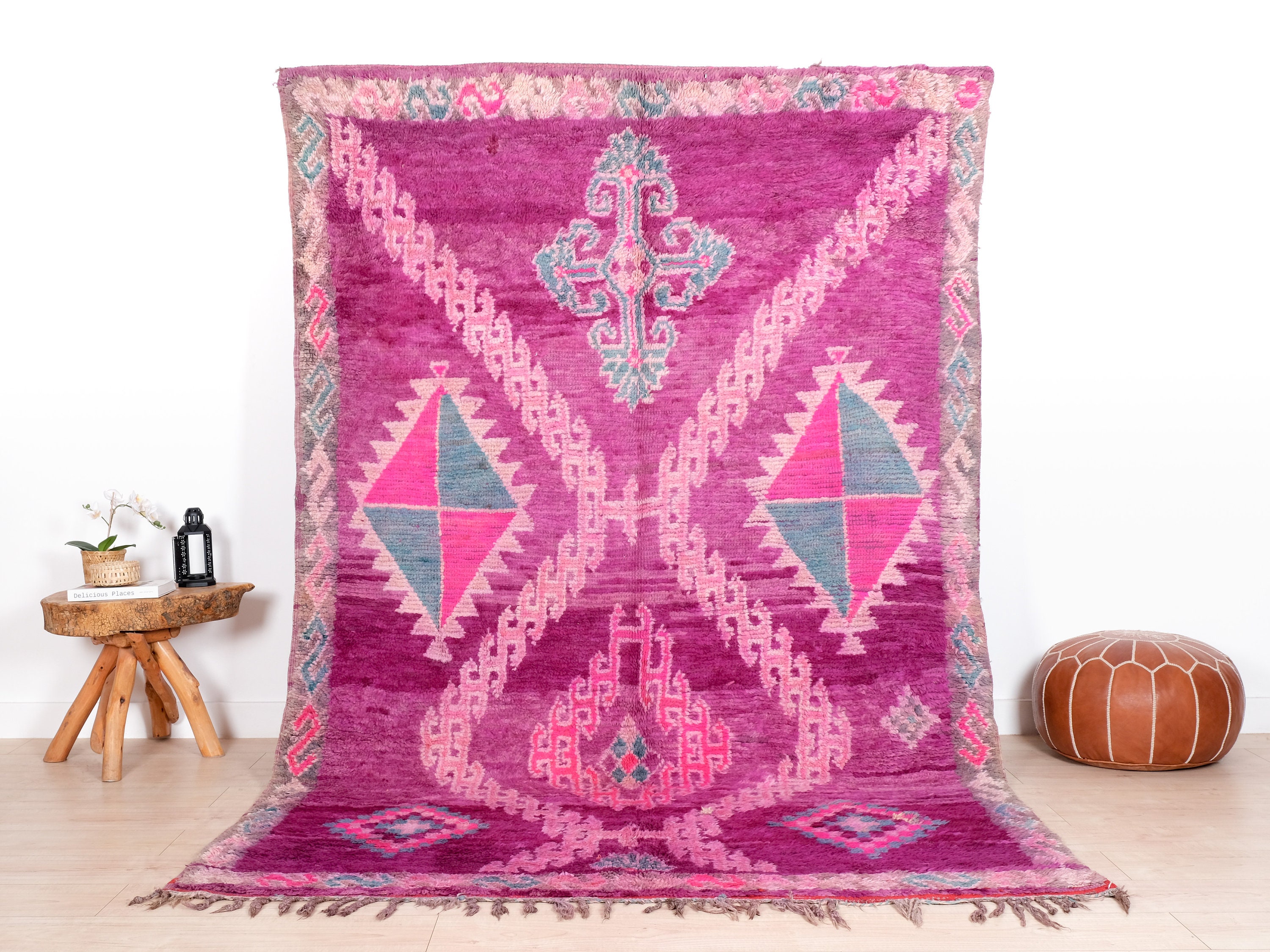 ヴィンテージ モロッコ ラグ、パープル ブジャード ラグ 6 x 9